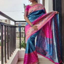 VILLE FASHION Ethnic Motif Woven Design Zari Kanjeevaram Saree-image-89