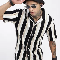 SHOWOFF Men Comfort Opaque Striped Casual Shirt-picture-27