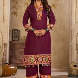 DIVASTRI Women Ethnic Motifs Embroidered Regular Thread Work Pure Cotton Kurta with Trousers-picture-18
