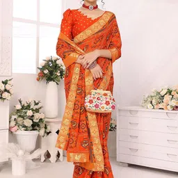 KALINI Abstract Printed Zari Saree With Zari Border image 4