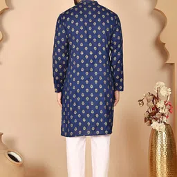 Anouk Rustic Men Ethnic Motifs Printed Regular Kurta with Pyjamas Kurta Sets image 2