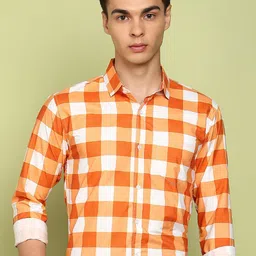 encore by INVICTUS Men Slim Fit Gingham Checked Spread Collar Cotton Formal Shirt-image-77