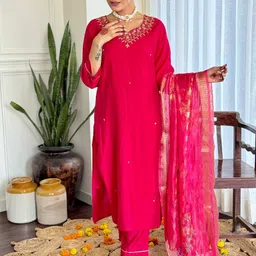 CANBIA Women Ethnic Motif Embroidered Zari Kurta with Trousers & Dupatta-image-60