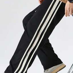 AUSK Men Striped Regular Fit Cotton Trackpant-picture-27