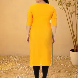 Anouk Rustic Selection Of 3 Floral Printed Round Neck Straight Kurtas image 5