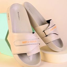 Mast & Harbour Men Solid Regular Sliders-picture-23