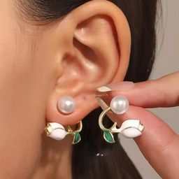 ONUYX Floral Studs Earrings-6