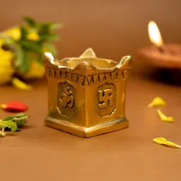 100% Pure Brass Tulsi Diya for Puja | Oil Lamps for Pooja Room | Brass Table Diya-image-96