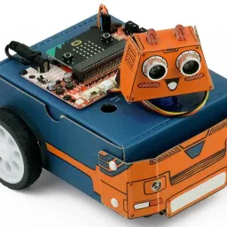 cytron ZOOM:BIT Robot Car Kit for micro:bit (V2 included)View image 1