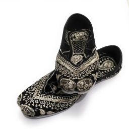 NIHARIKA Women's Embroidered Punjabi Flats Traditional Jutis image 1