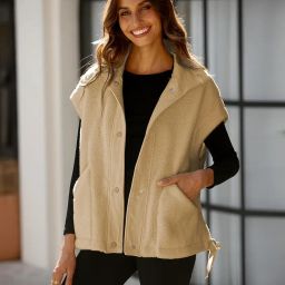 gozoloma Women's Oversized Fleece Vest Sleeveless Casual Button Down Piecing Fuzzy Sherpa Gilet Jacket with Pockets image 2