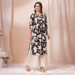 KAMI KUBI Straight printed kurta with tucks in front with handwork mirrors and elasticated sleeves. image 3