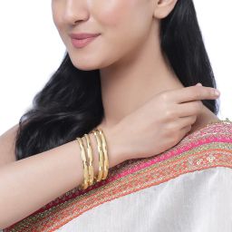 zeneme Set Of 4 Gold-Plated Classic Textured Handcrafted Bangles image 3