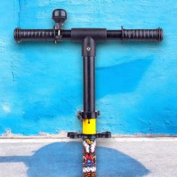 Kids folding kick scooter for boys and girls with adjustable height comfort grip-image-7