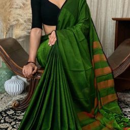Striped Handloom Cotton Blend Saree-image-5