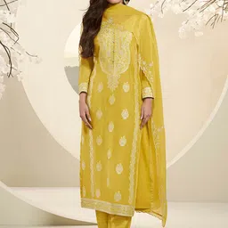 Seerat Regular Thread Work Kurta with Trousers & With Dupatta-18