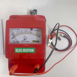 meterbazar spark Hand Driven MEGGER Generator Insulation Tester, 100V, 0- 20MOhms Analog Voltage Tester Analog Voltage Tester image 2