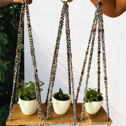 akira Set of 3 Hanging Mango Wood Planks for Stunning Plant Displays-picture-4