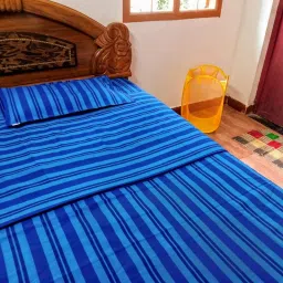 104 TC Cotton Single Striped Flat Bedsheet-27