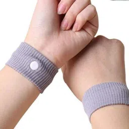 Anti-Nausea Acupressure Wristband Motion Sea Air & Travel Sickness,Vomiting Belt Vomit Bag-image-2