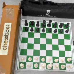 17 Inch flexible chess mat with 2 extra queens and durable bag 43 cm Chess Board-32