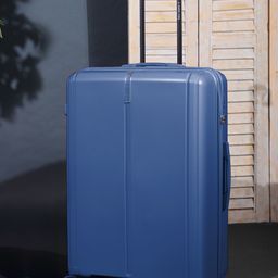Nasher Miles The Line Hard-Sided Large Trolley Suitcase 75 cm-image-54