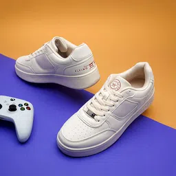 Flying Machine Men GARNETT Perforations Comfort Insole Basics Sneakers-17