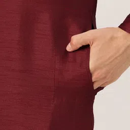SOJANYA Men Maroon & Peach-Coloured Solid Kurta with Churidar & Nehru Jacket image 2
