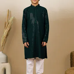 Here&Now X Sanwara Boys Ethnic Motifs Embroidered Regular Chikankari Pure Cotton Kurta with Trousers-image-86