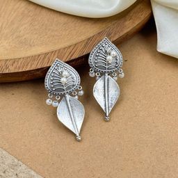 NAMAN ARTS Contemporary Studs Earrings-11