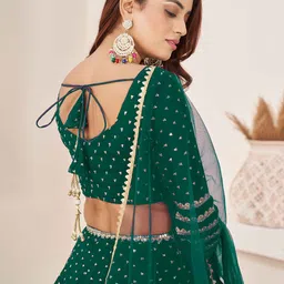 DIVASTRI Embellished Sequinned Semi-Stitched Lehenga & Unstitched Blouse With Dupatta image 5
