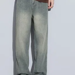 HERE&NOW Men Relaxed Fit Slash Knee Light Fade Jeans-image-74