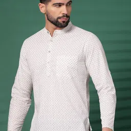 Sangria White Floral Printed Mandarin Collar Cotton Short Kurta-picture-28