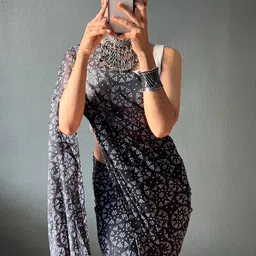 Sidhidata Bandhani Pure Georgette Bandhani Saree-image-9
