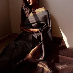 Quelea Woven Design Zari Pure Silk Banarasi Saree-image-79