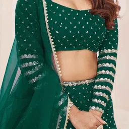 DIVASTRI Embellished Sequinned Semi-Stitched Lehenga & Unstitched Blouse With Dupatta image 2