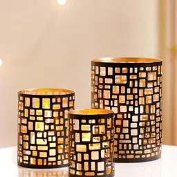 Nestasia Black 3 Pieces Cutwork Candle Holder-18