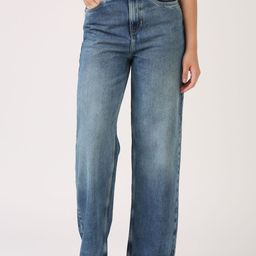 Jolene.club Women Wide Leg High-Rise Heavy Fade Stretchable Jeans-image-26