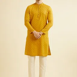 Manyavar Geometric Woven Design Mandarin Collar Pure Cotton Straight Kurta With Trousers-image-4