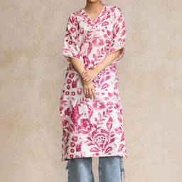 Varanga Floral Printed Bell Sleeves V-Neck Straight Cotton Kurta-image-66