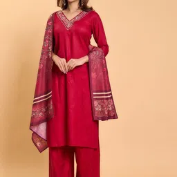 DIVASTRI Embroidered Thread Work Straight Kurta Wirh Trousers & Dupatta-image-8