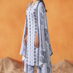 Anouk Ethnic Motifs Printed Straight Kurta With Trouser And Dupatta image 3