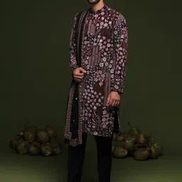 KALPRAAG Men Floral Embroidered Regular Sequinned Kurta with Trousers & With Dupatta image 4