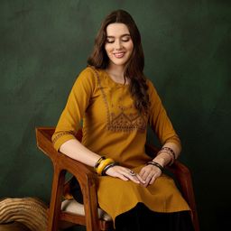 Sangria Floral Yoke Design Thread Work Straight Kurta-image-30