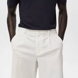 MANGO MAN Pin Striped Crinkled Effect Mid-Rise Slim Fit Chino Shorts-image-81