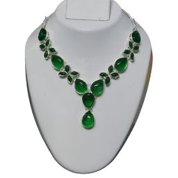 VALUSHA Stainless Steel Kundan ewellery Set-image-40