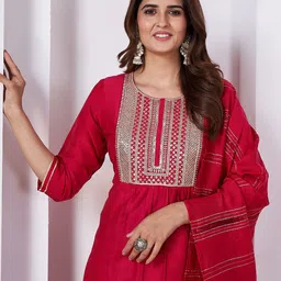 DIVASTRI Yoke Design Sequinned Straight Kurta With Trouser And Dupatta image 2