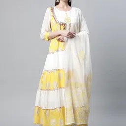 Readiprint Fashions Women White & Yellow Floral Embroidered Gotta Patti Anarkali Kurta-image-15