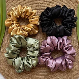UMAHI Set Of 4 Satin Scrunchies-22