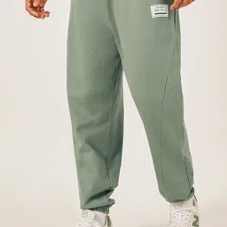 Styli Men Fleece Panel Wide Drawcord Badge Detail Oversized Jogger-51